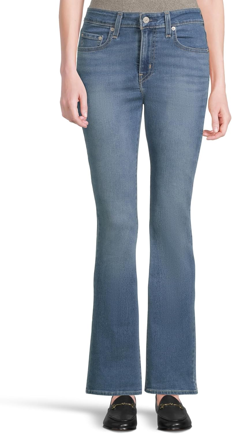Levi's Women's 725 High Rise Bootcut Jeans for Stylish Comfort