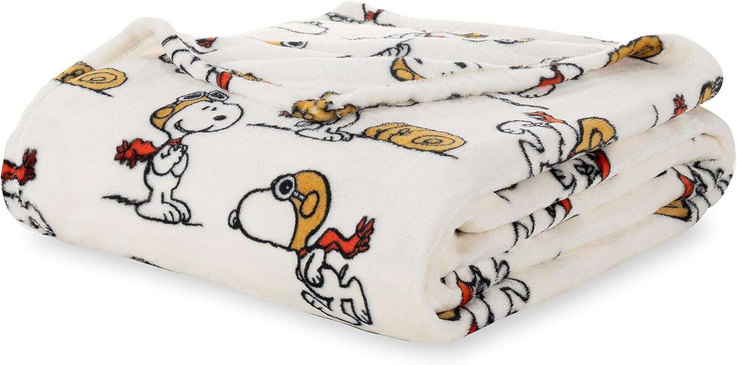 Peanuts VelvetLoft Snoopy Plush Blanket for Cozy Comfort