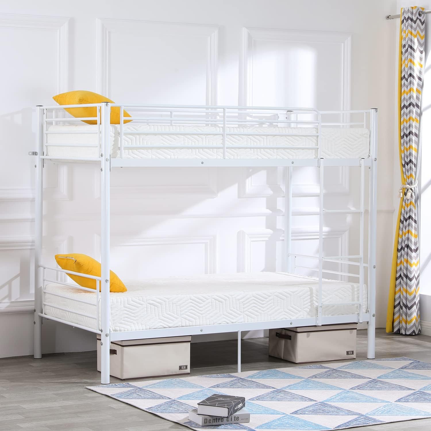 Bonnlo Twin Over Twin Metal Bunk Bed for Space Saving Design