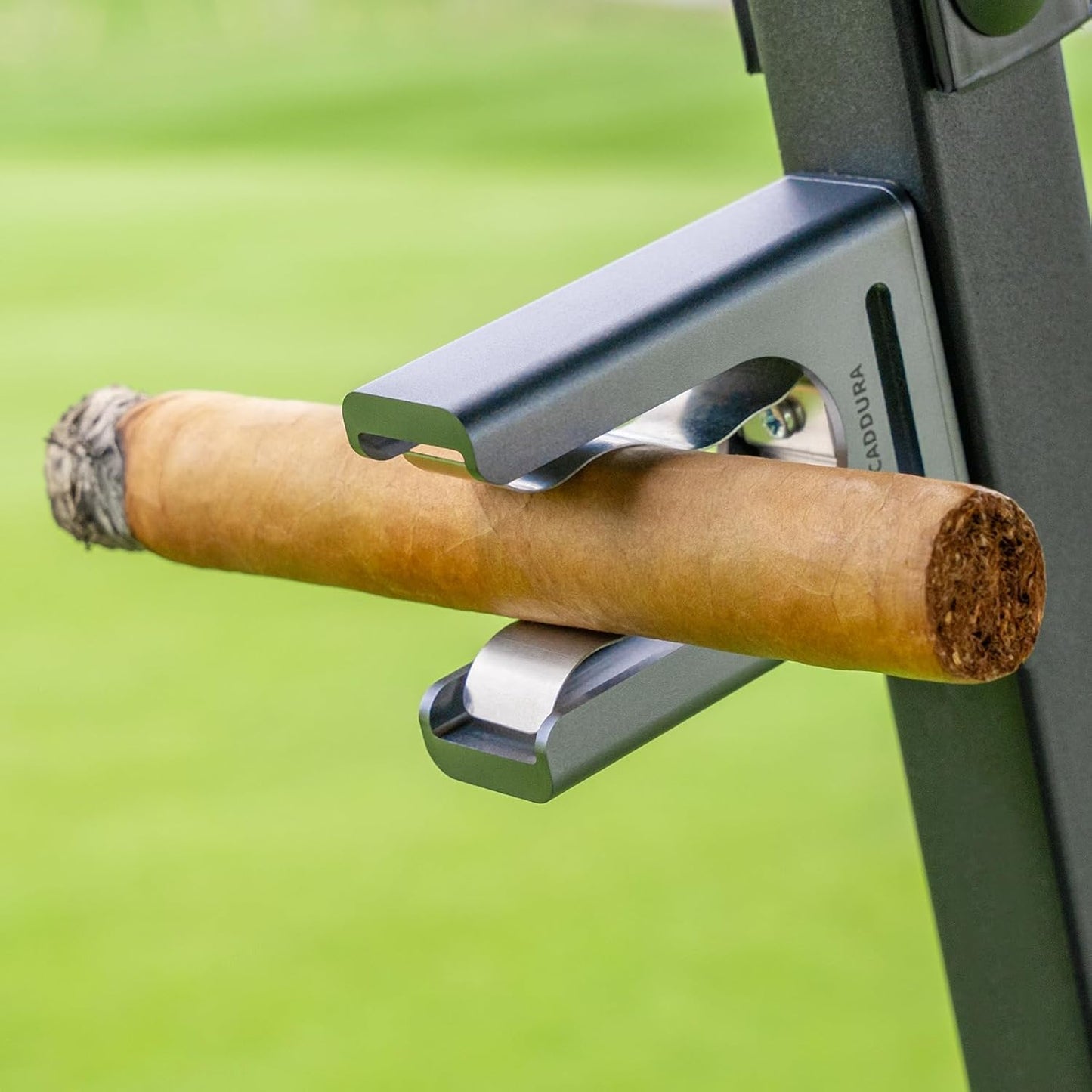 Magnetic Cigar Holder - Secure Grip on the Go!