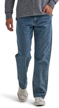 Wrangler Authentics Men's Classic 5-Pocket Relaxed Fit (Style T145)