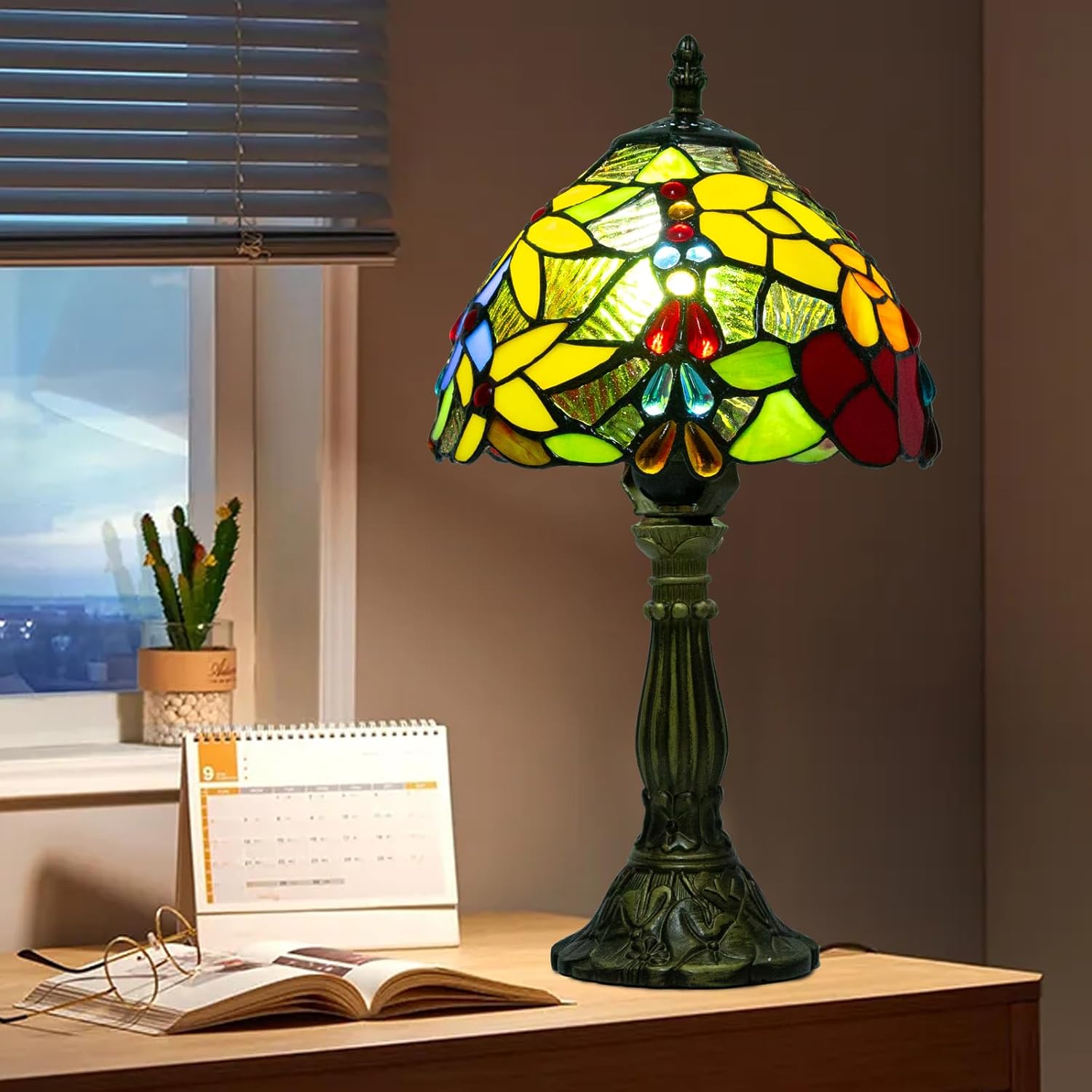 Small Tiffany Table Lamp with 3 Color Temperatures for Home