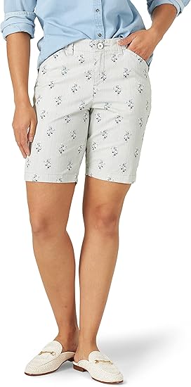 Lee Women's Regular Fit Chino Bermuda Short for Summer Style