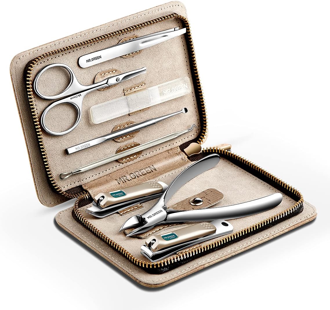 Professional 8 in 1 Manicure Set with PU Leather Case for Care