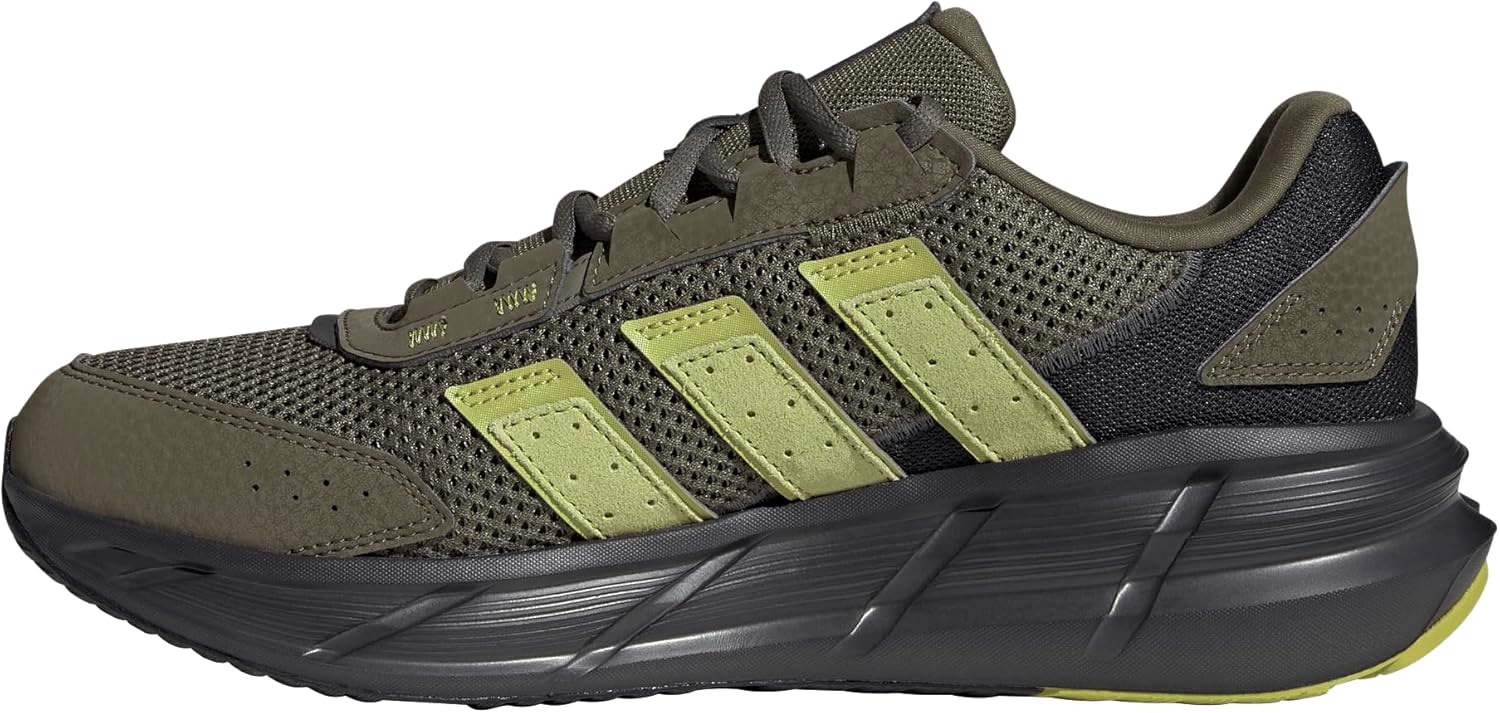 adidas Mens Astrastar: Lightweight Comfort with Cloudfoam Cushioning