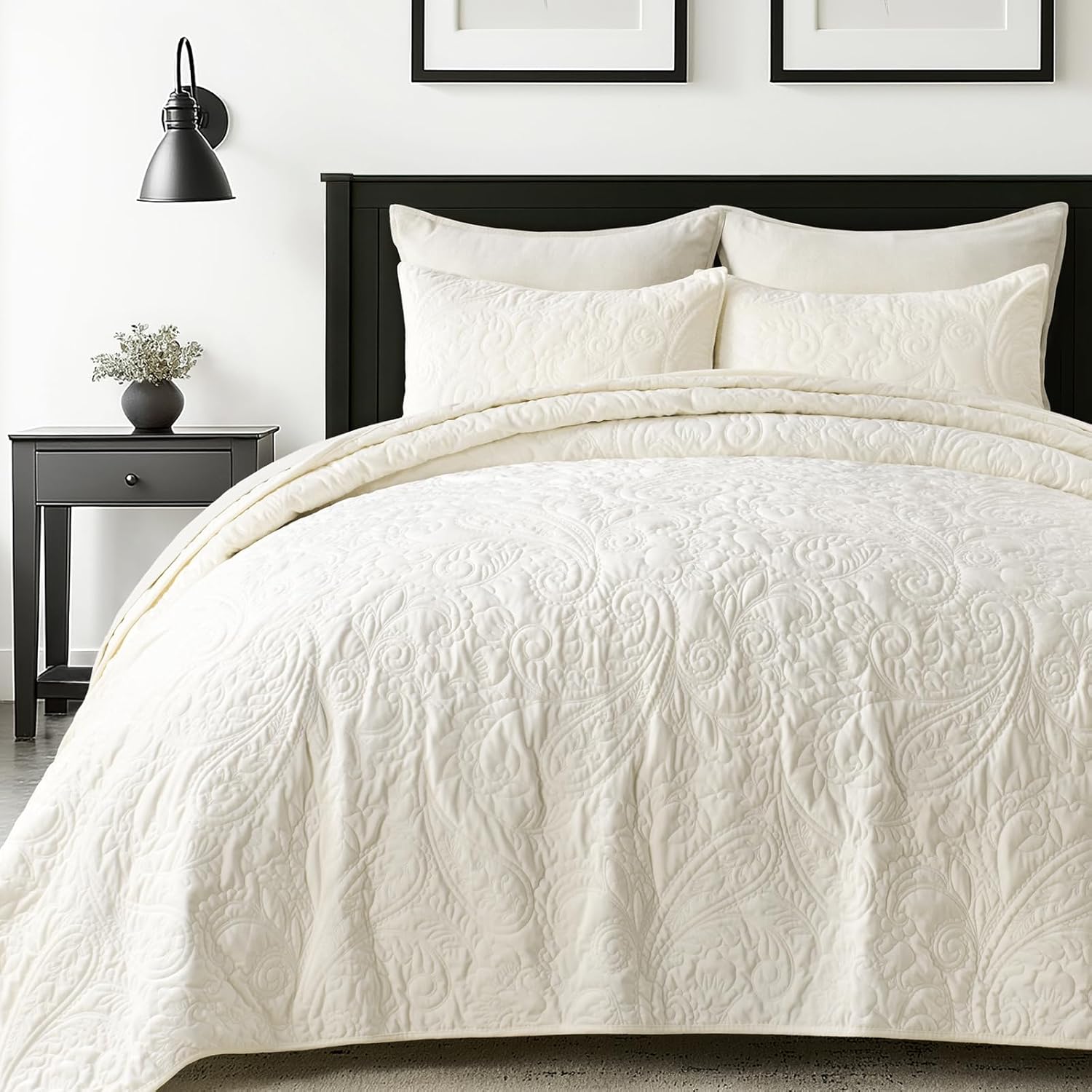 EVERGRACE Luxury Pearl Velvet Quilt Set King Size for Comfort