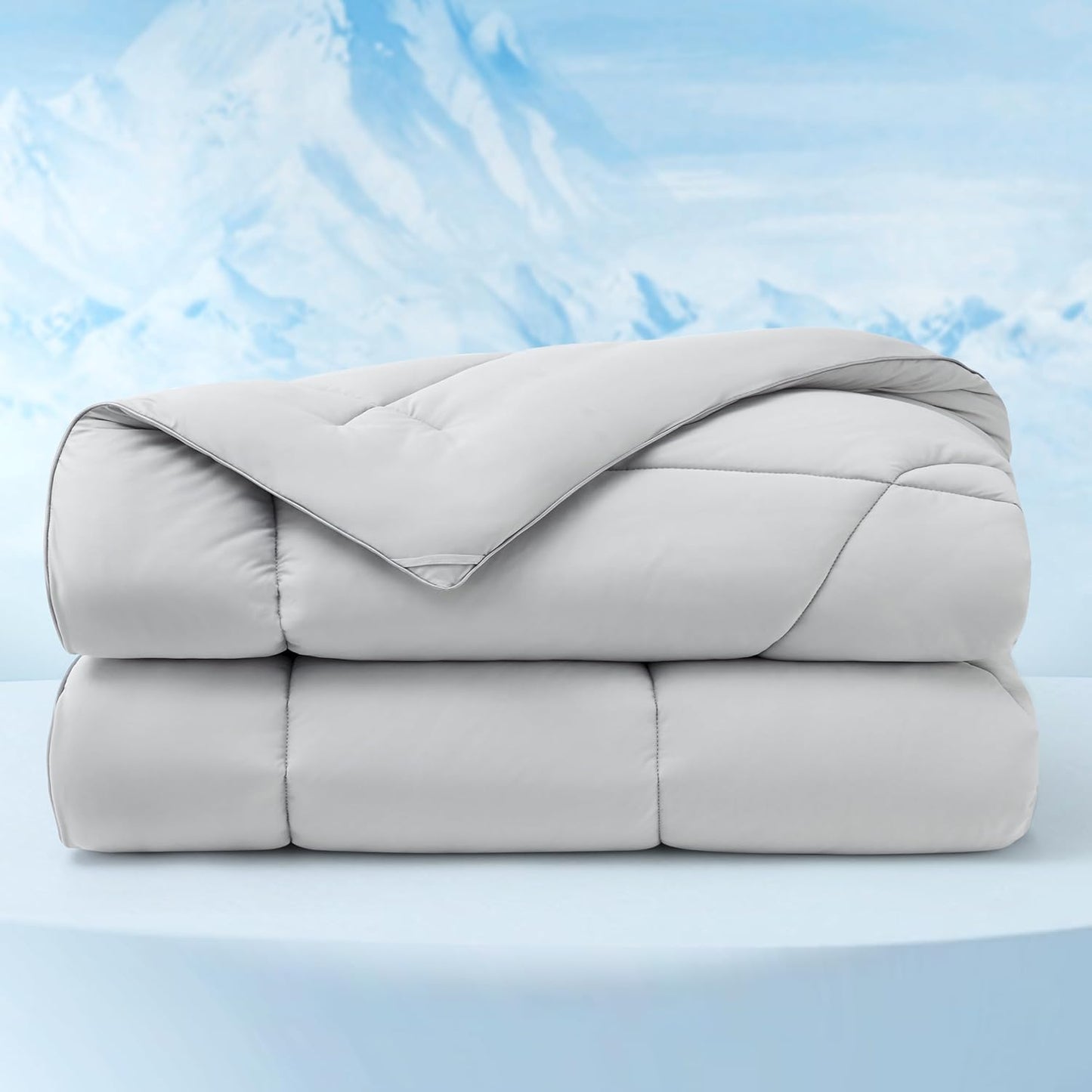Bedsure Cooling Comforter Cal King - Lightweight Summer Blanket
