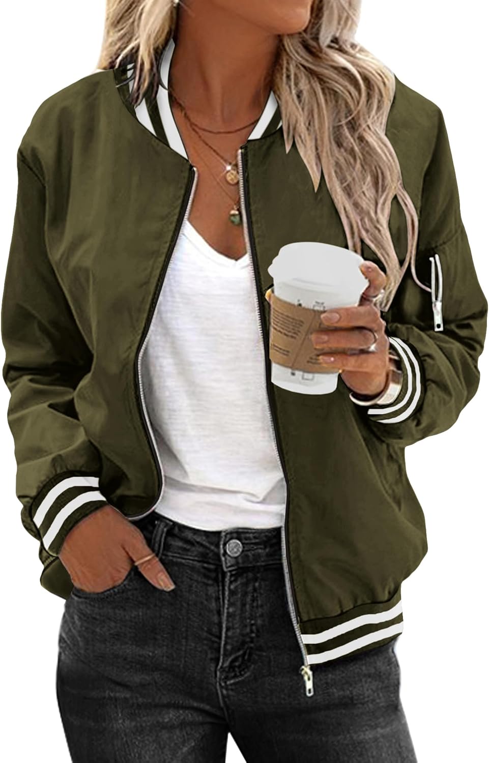 Stylish Women's Bomber Jacket for Casual and Chic Looks