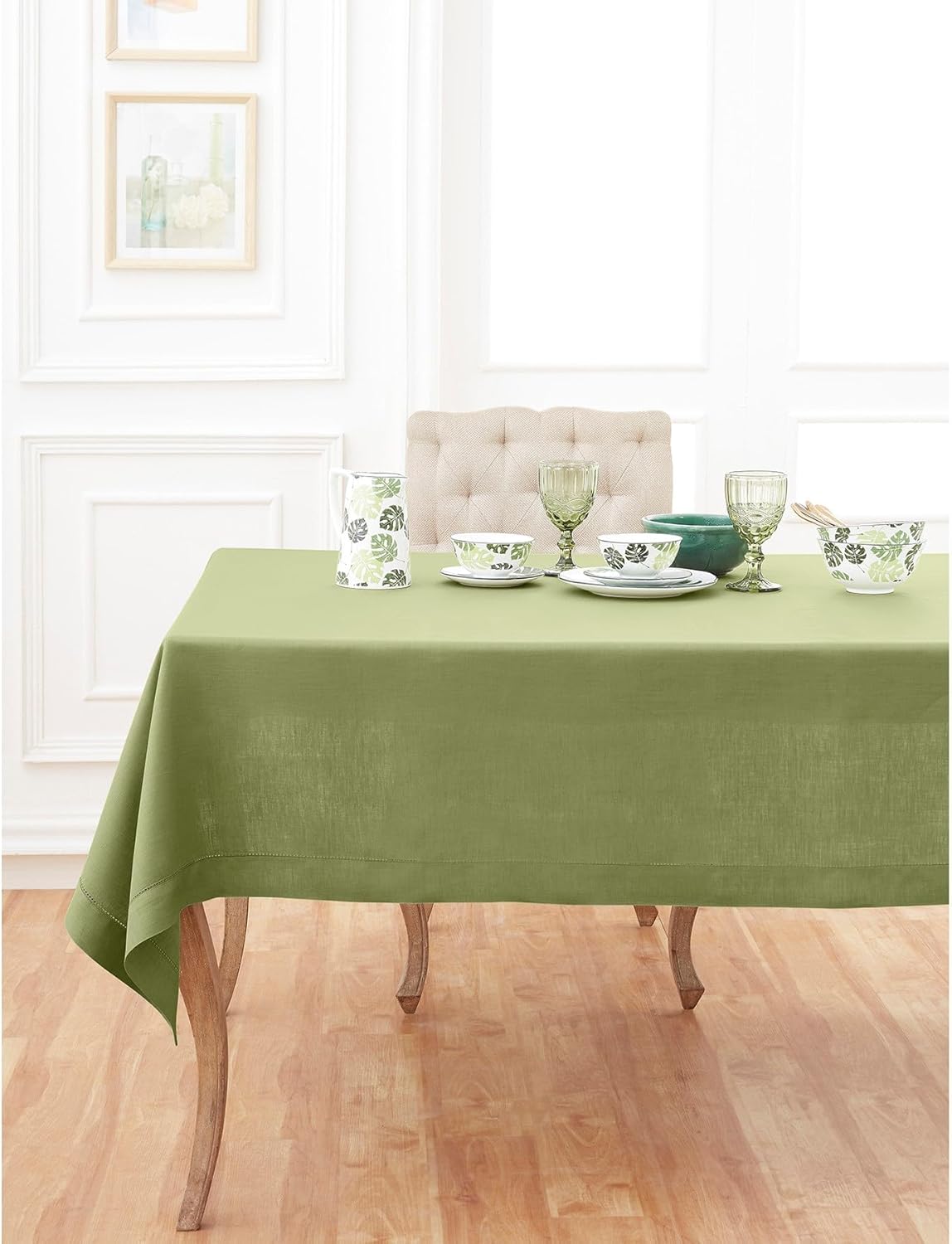 Solino Home Linen Tablecloth 60 x 132 Inch - Moss Green