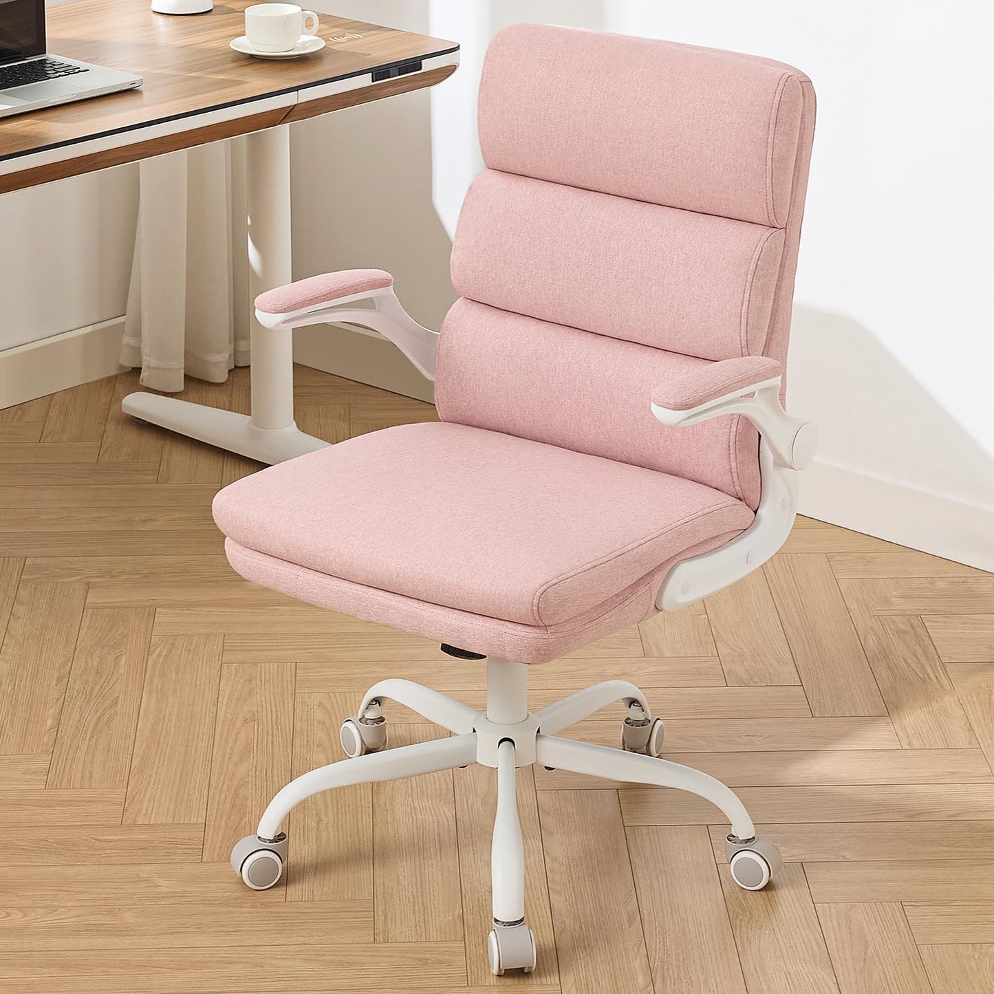 Ergonomic Office Chair with Adjustable Features for Comfort
