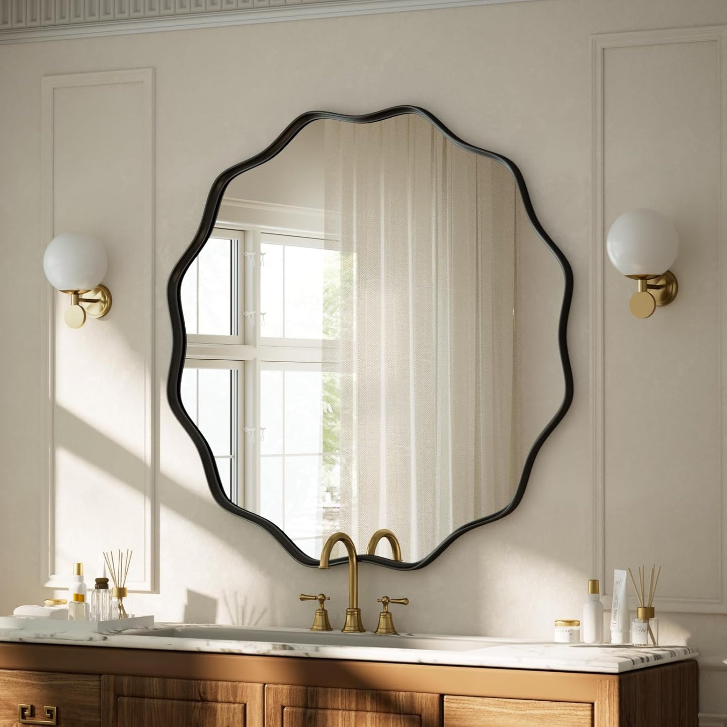 Elegant Black Scalloped Circle Mirror for Home Decor