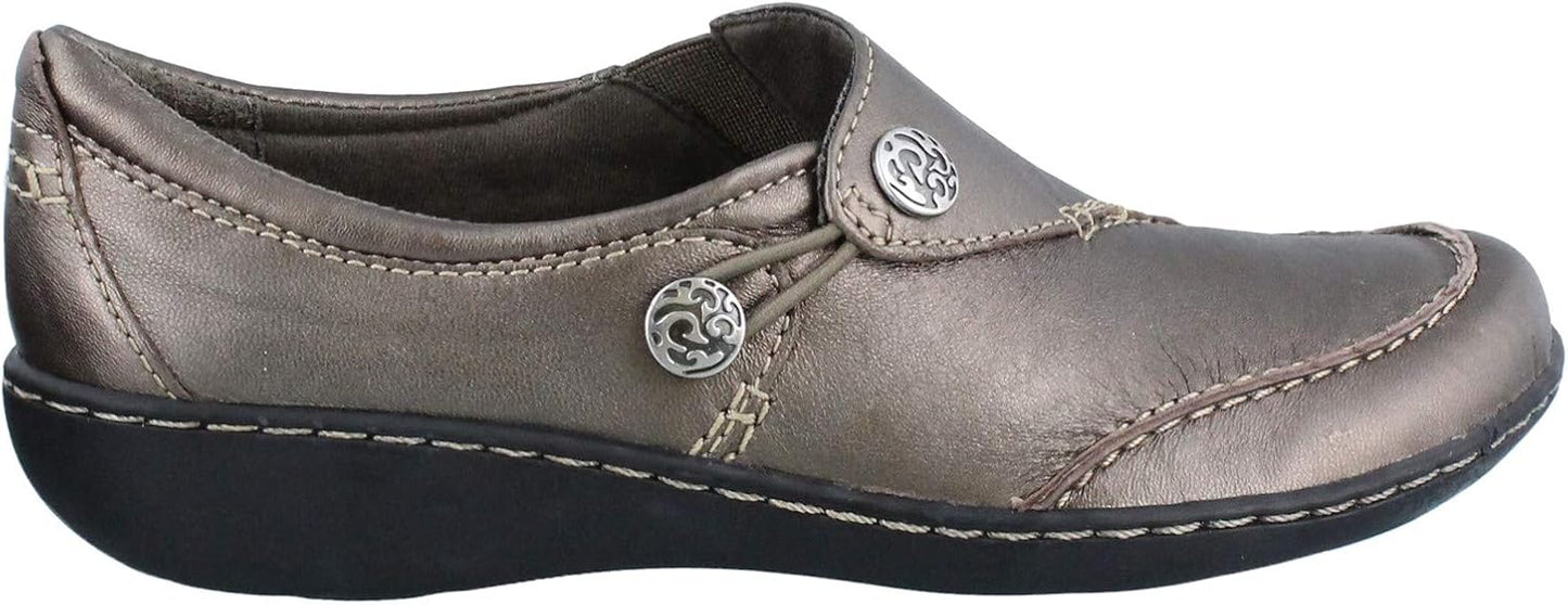 Clarks Women's Ashland Lane Q Slip-On Loafer for Comfort and Style