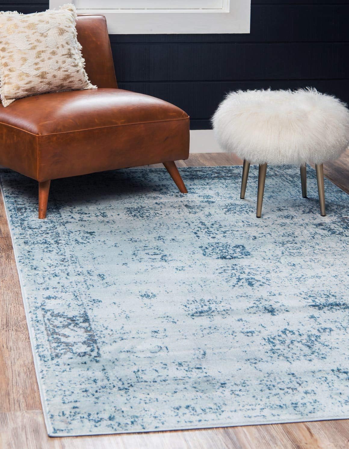 Unique Loom Sofia Collection Area Rug - Vintage Light Blue Design