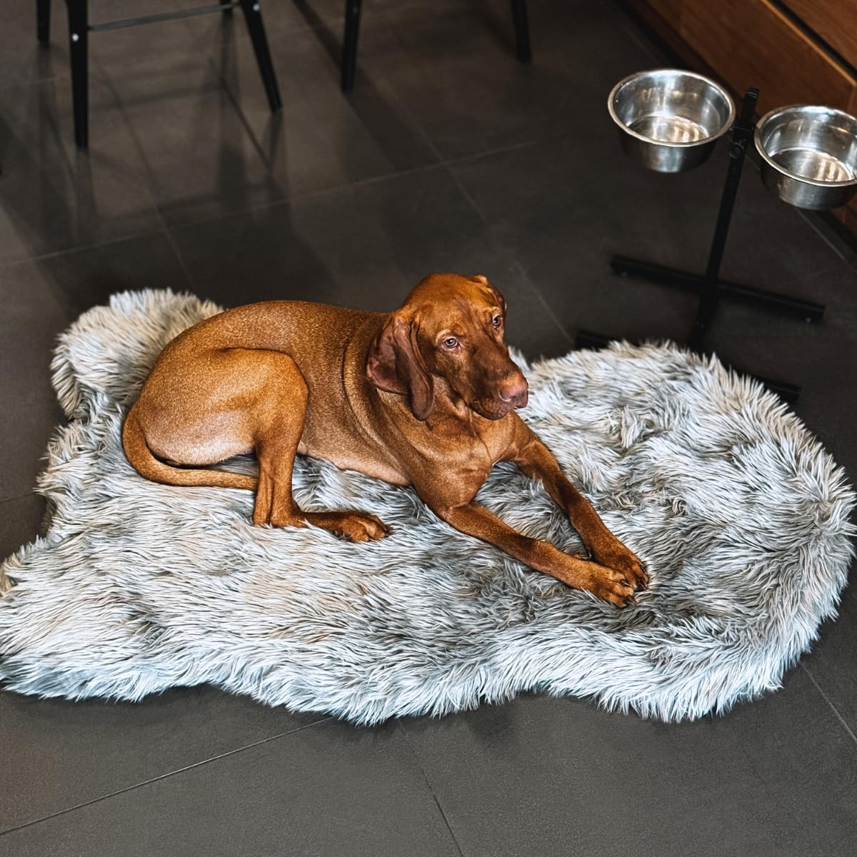 IHAPPYDOG Luxury Faux Fur Orthopedic Dog Bed for All Sizes