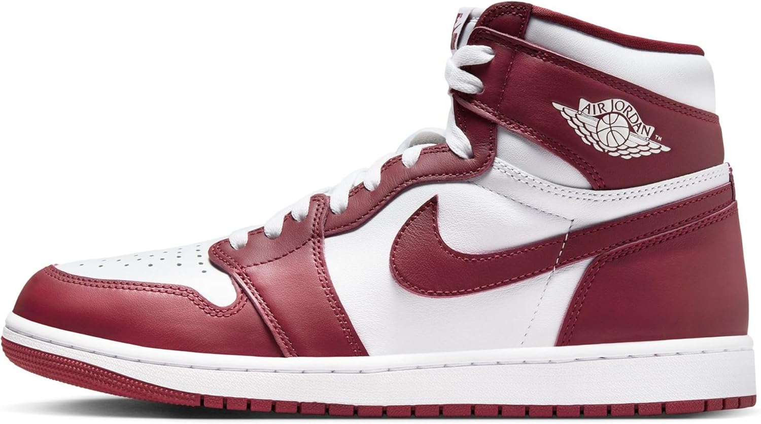 Nike Men's Air Jordan 1 Retro High OG Sneaker - Iconic Style