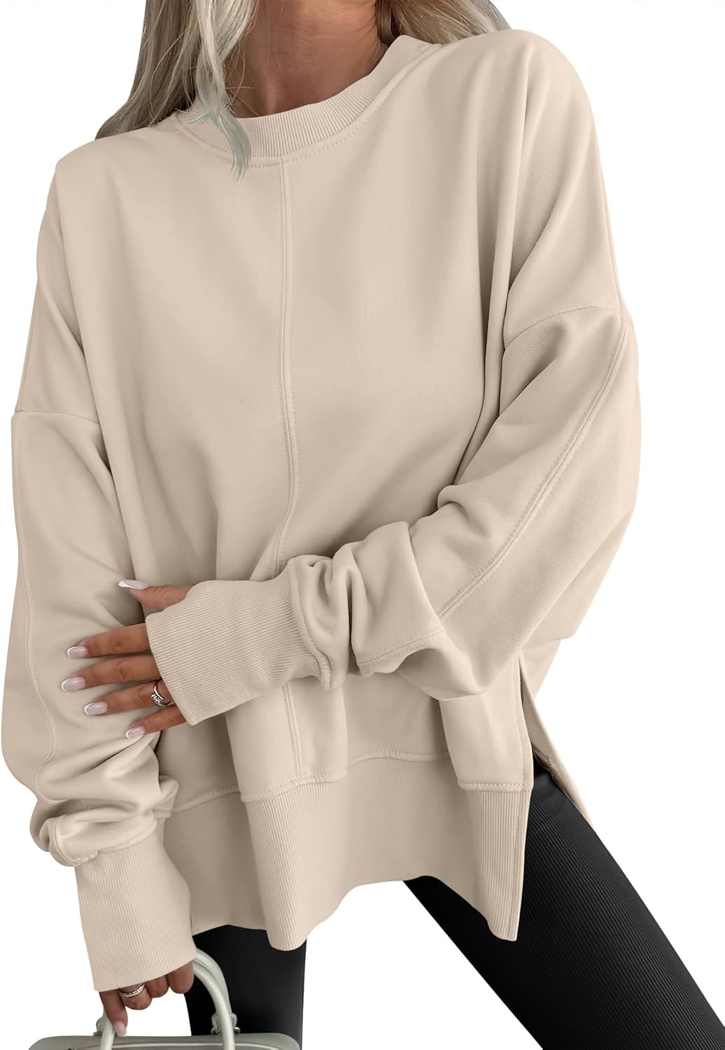 Oversized Sweatshirts with Thumbhole for Trendy Fall Looks