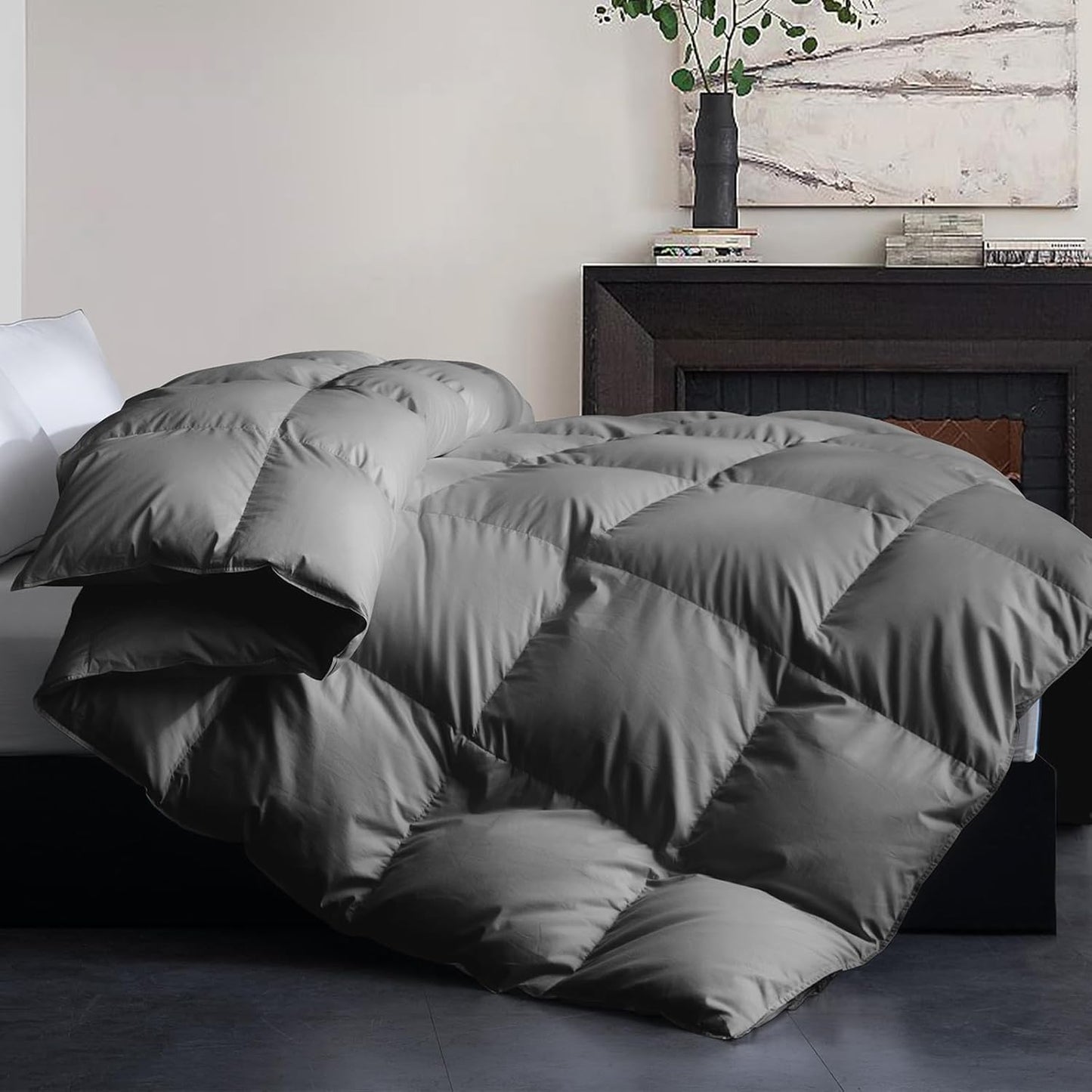 Oversized King Size Feather Down Fiber Comforter for All Seasons