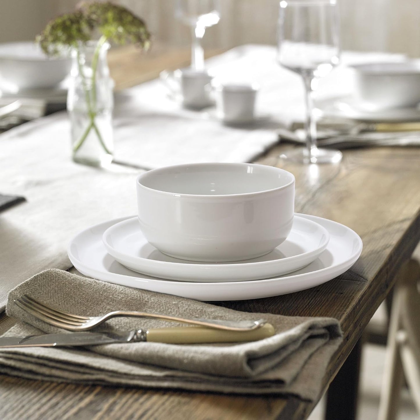 12 Pieces Porcelain Dinnerware Set for Modern Dining Needs
