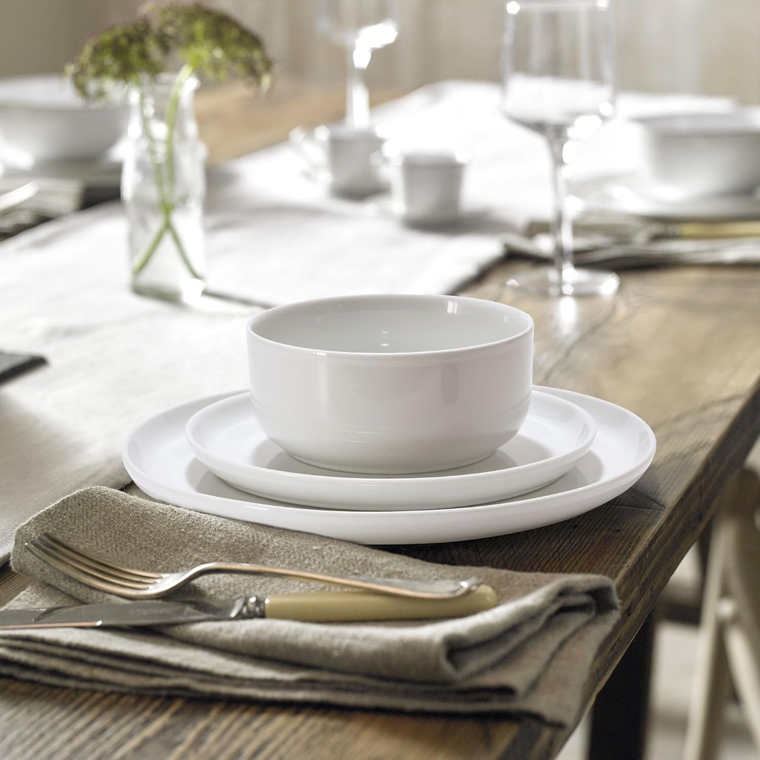 12 Pieces Porcelain Dinnerware Set for Modern Dining Needs