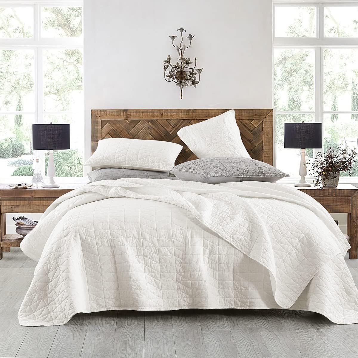 Stone-Washed King Size Quilt Set with Chic Rustic Design
