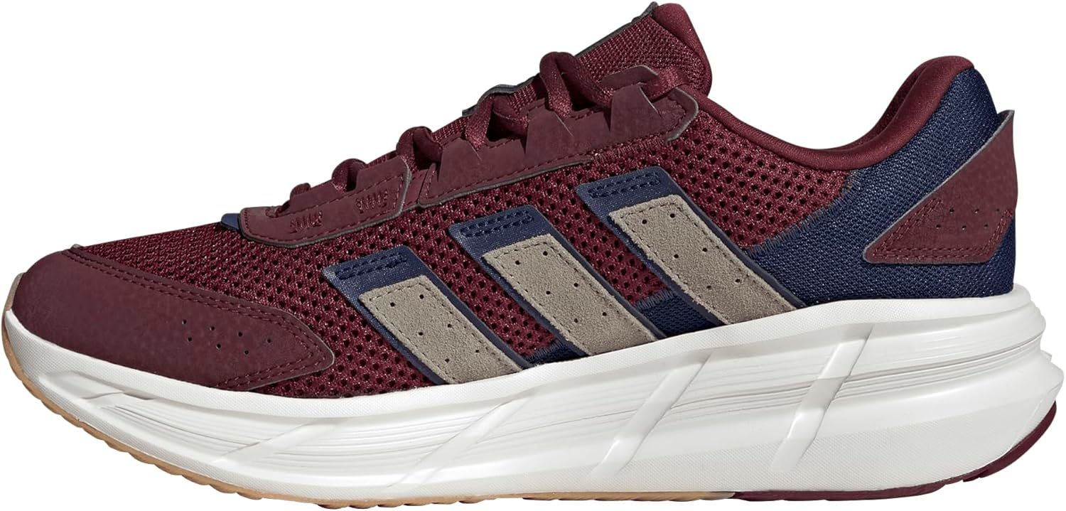adidas Mens Astrastar: Lightweight Comfort with Cloudfoam Cushioning