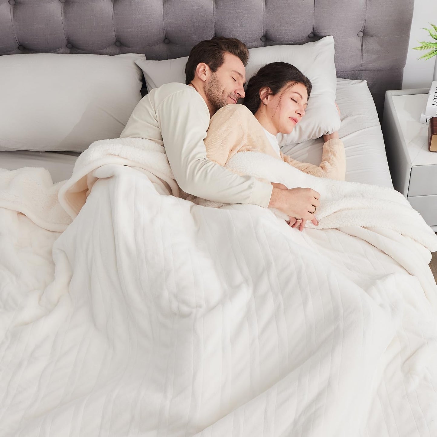 WOOMER Electric Heated Blanket Full Size for Ultimate Comfort