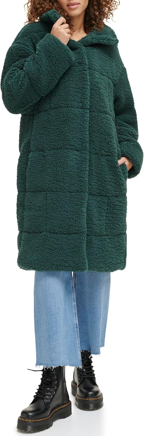Levi's Womens Patchwork Quilted Teddy Coat for Stylish Warmth