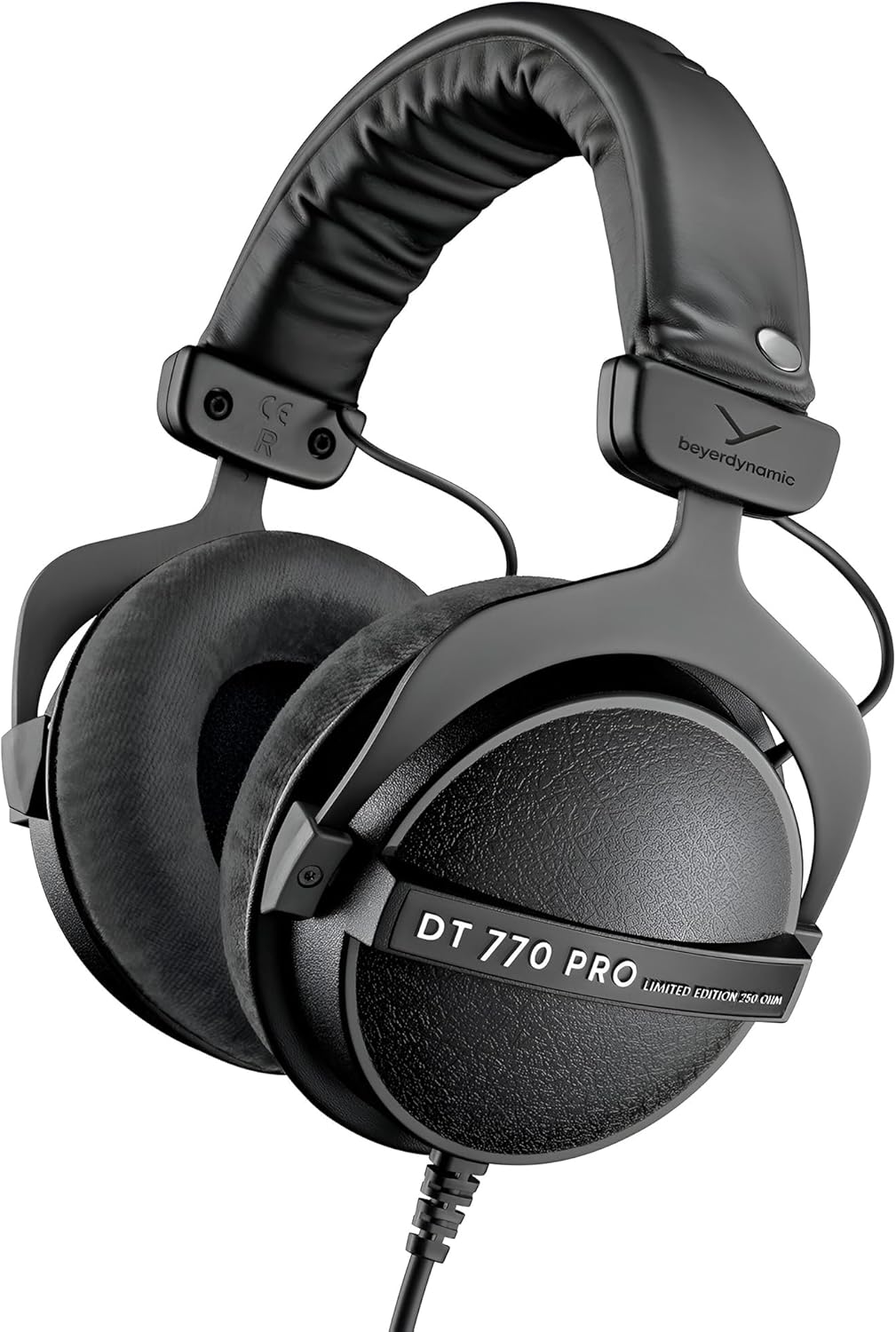 beyerdynamic DT 770 Pro 250 ohm Studio Headphones Review