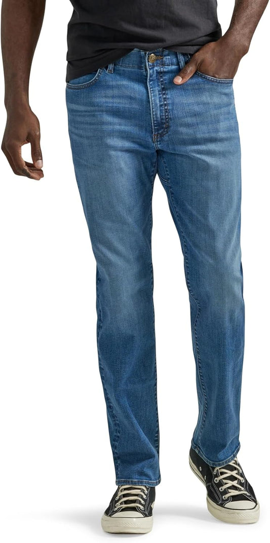 Lee Men's Extreme Motion Regular Straight Jean for Comfort
