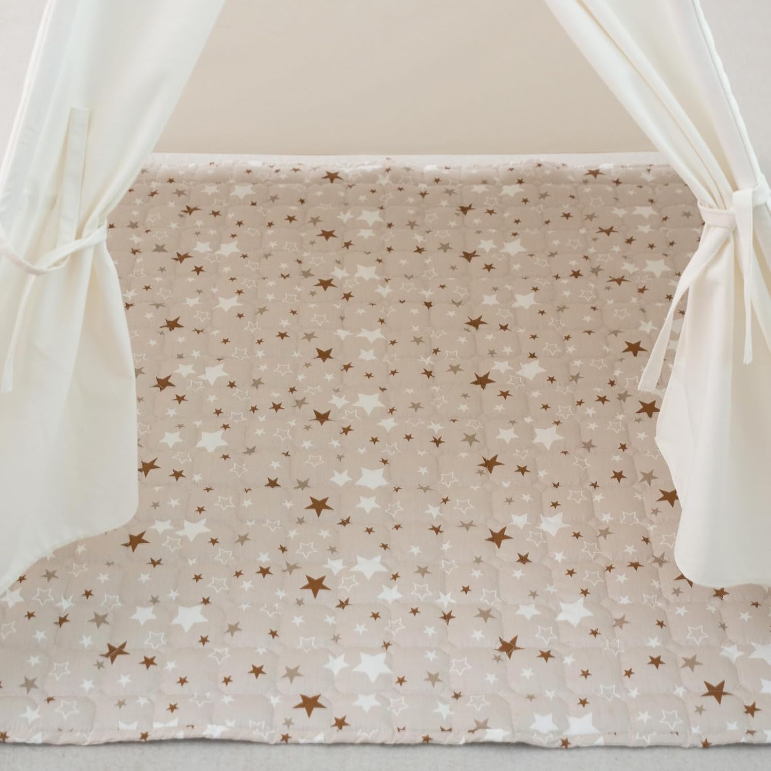 Cozy Kids Teepee Mat - Indoor/Outdoor Pad