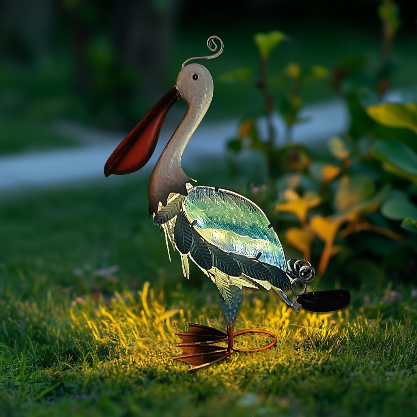 HONGLAND Solar Metal Pelican Statues for Garden Decor