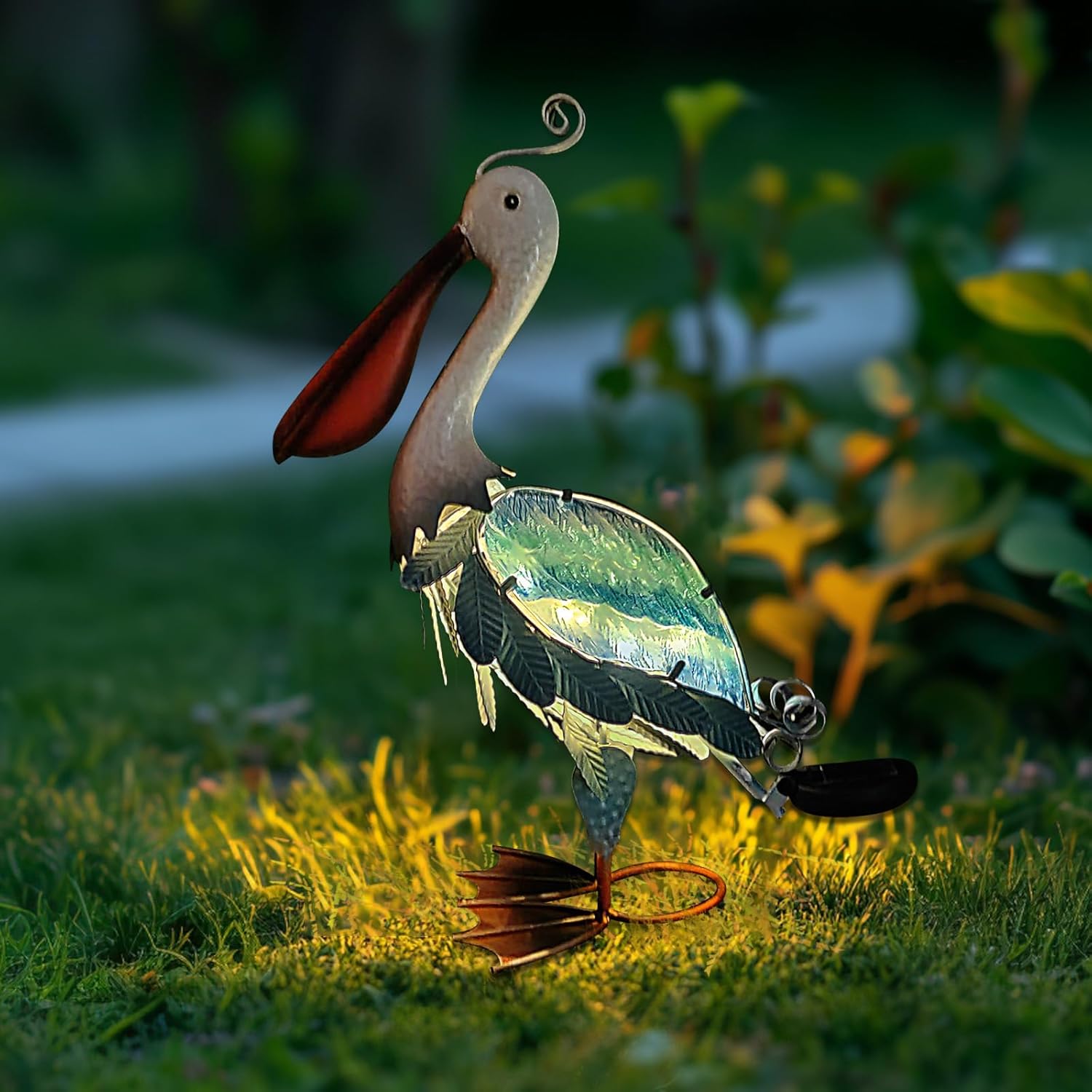 HONGLAND Solar Metal Pelican Statues for Garden Decor