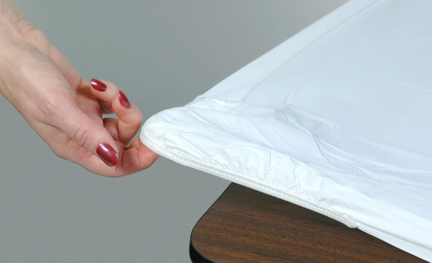 Kwik-Covers 8ft Rectangle Plastic Table Covers for Easy Cleanup