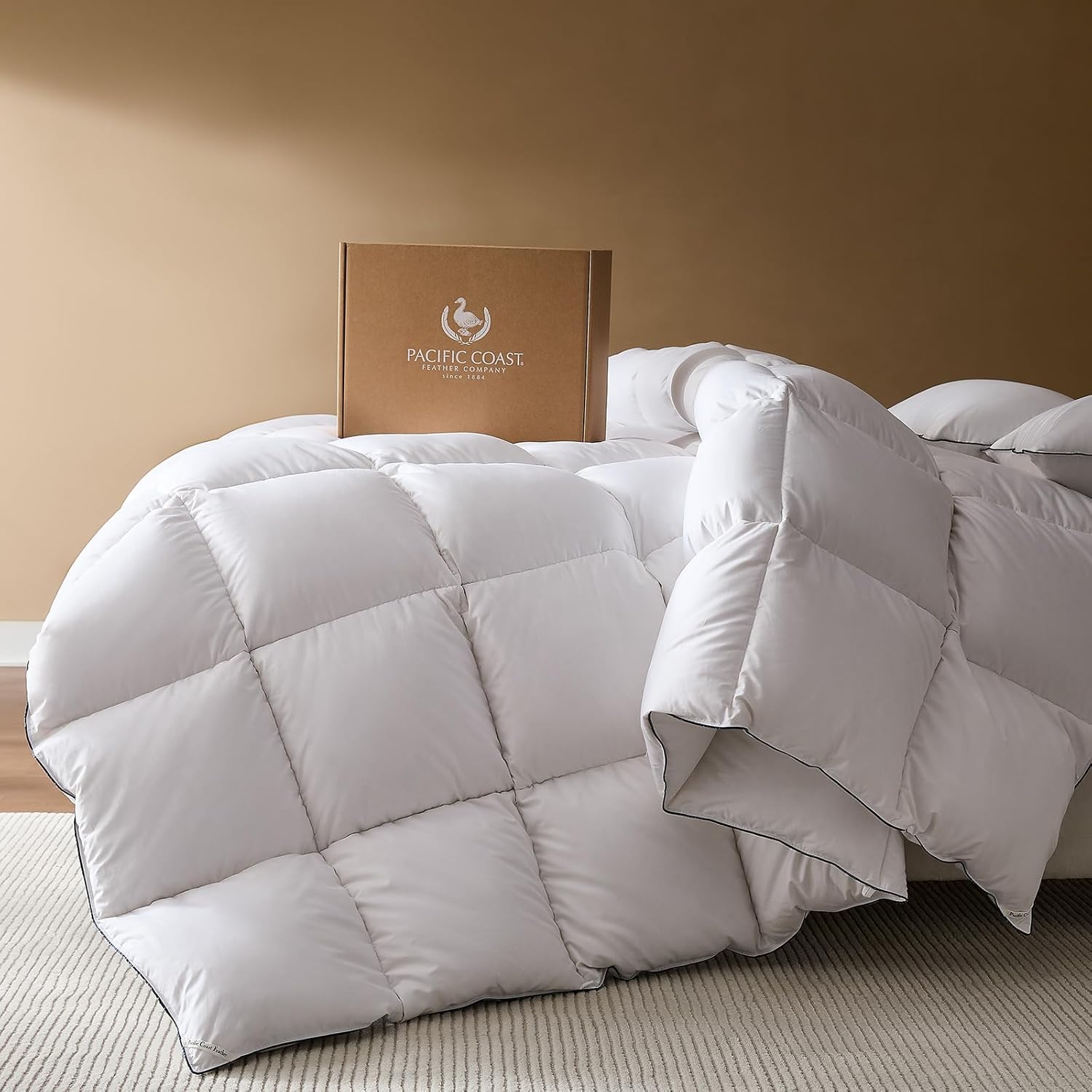 Pacific Coast Goose Feather Down Comforter for Queen Size Beds