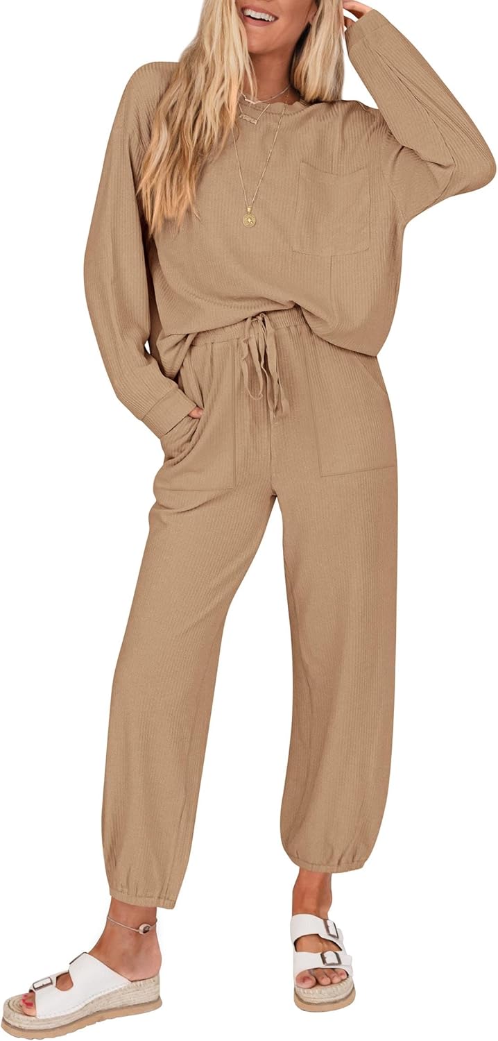 KIRUNDO Lounge Sets for Women: Comfy Travel Outfits 2025