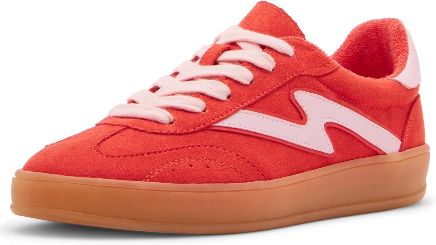 Madden Girl Women's Giia Sneaker: Stylish Comfort for Everyday Wear
