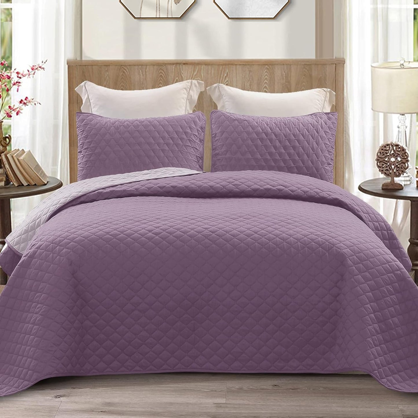 Exclusivo Mezcla Reversible Twin Quilt Set for All Seasons