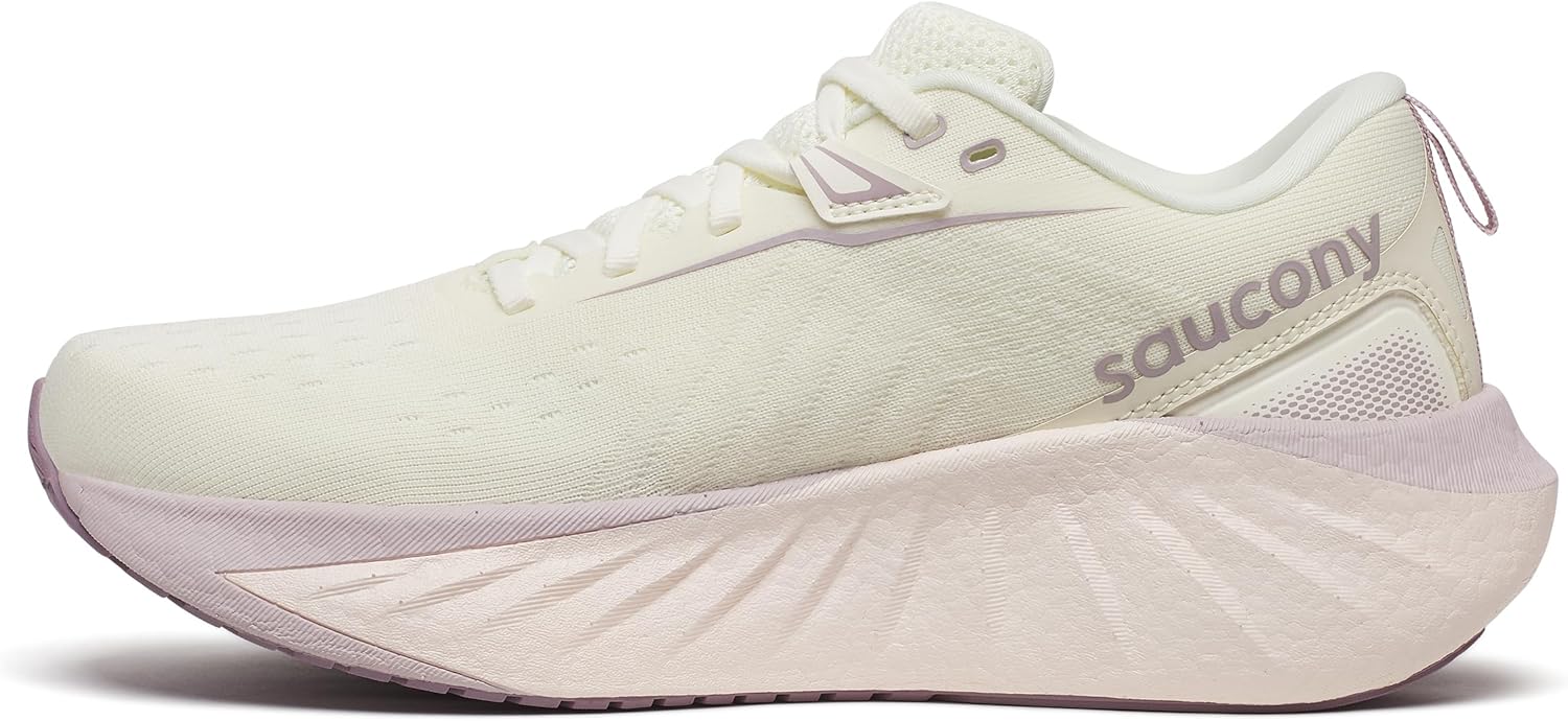 Saucony Women's Triumph 22 Sneaker: Premium Comfort & Durability