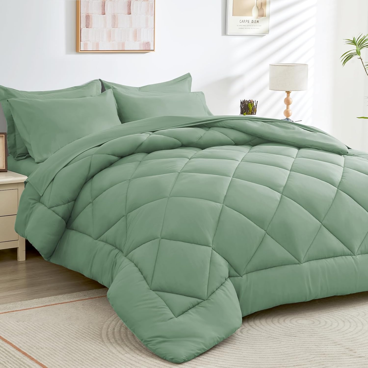 HEVUMYI Light Green Queen Comforter Set - Ultra Soft Bedding