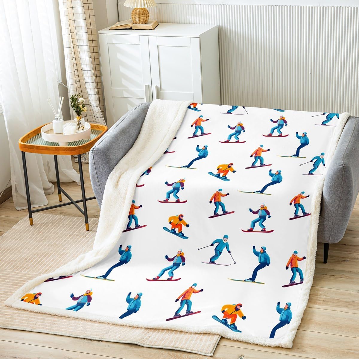 Cozy Ski Theme Fleece Blanket - 90x90 Queen