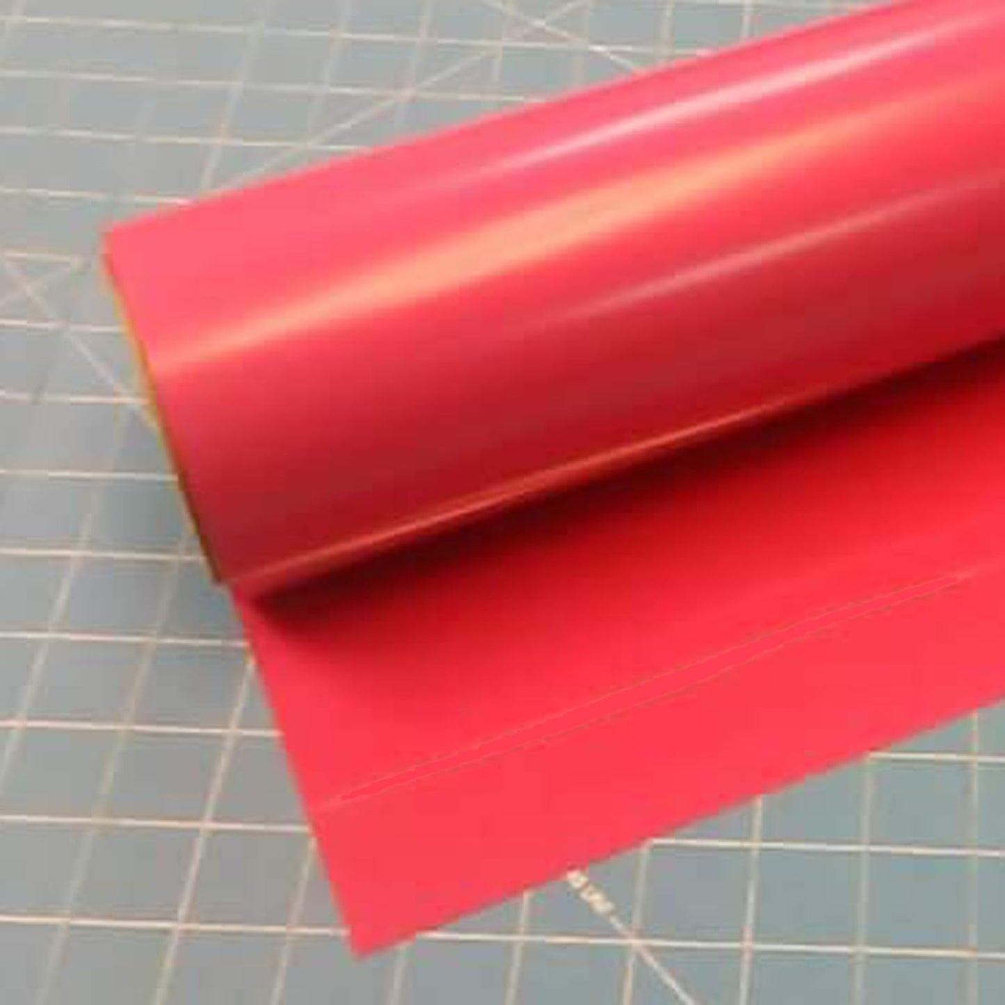 Siser Easyweed Pink HTV Roll - 15 x 5' - Effortless Iron-On Vinyl