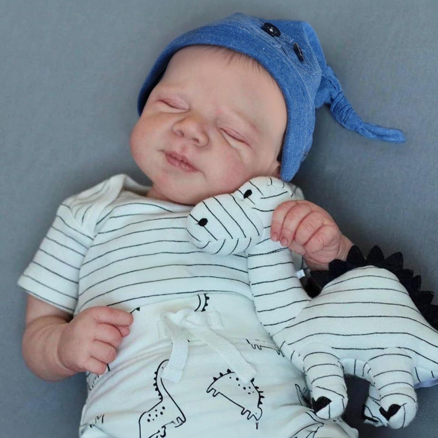 Realistic Reborn Baby Dolls Boy - 18-Inch Lifelike Gift