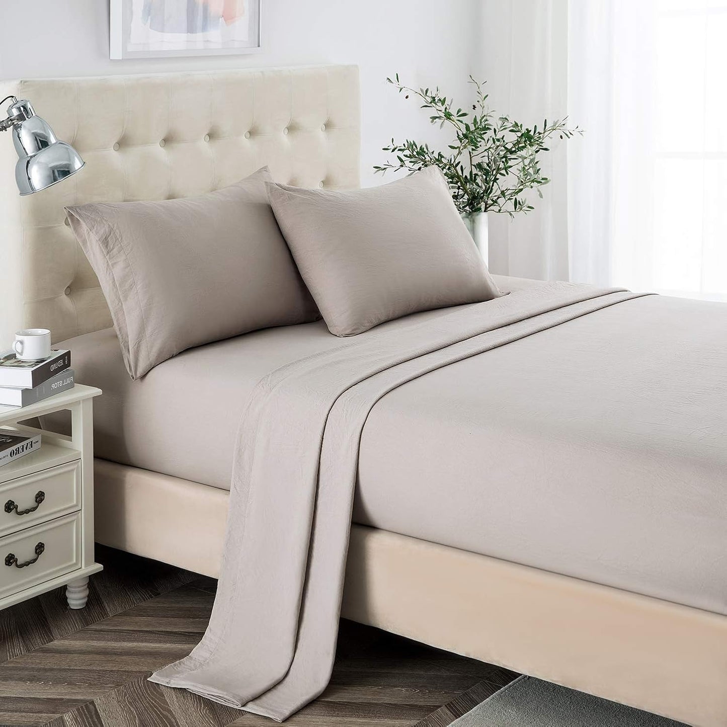 Queen Sheet Set with 2400 Thread Count Soft Microfiber Sheets