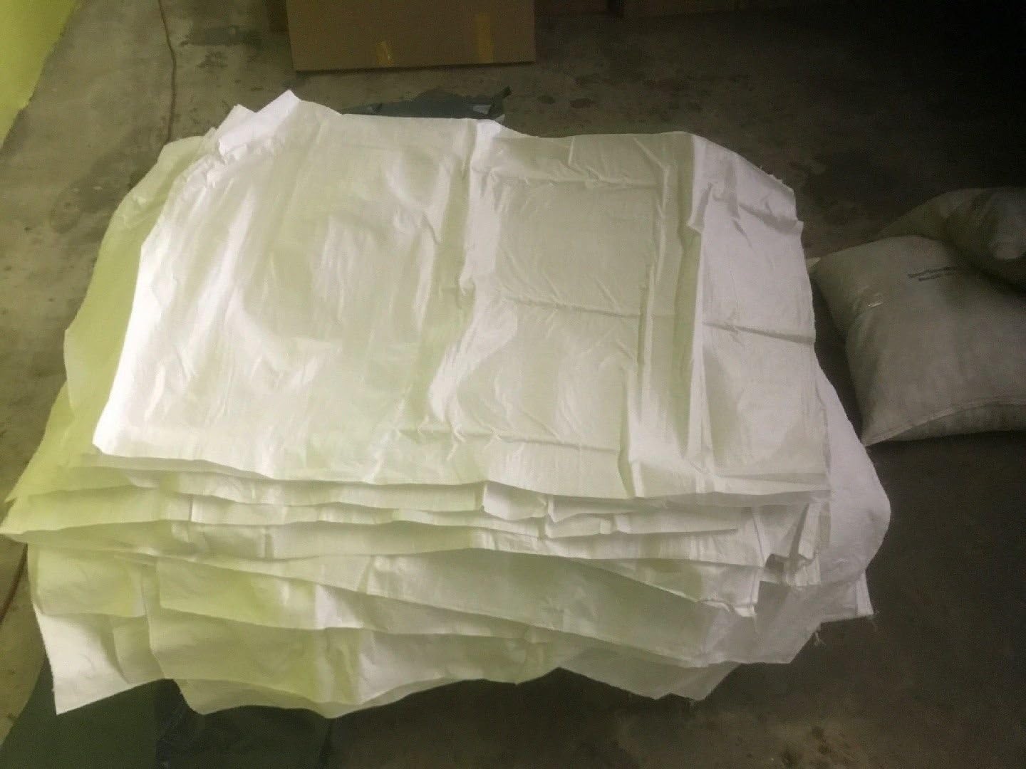 BookishBunny 29in x 44in Heavy Duty Sand Bags for Shipping
