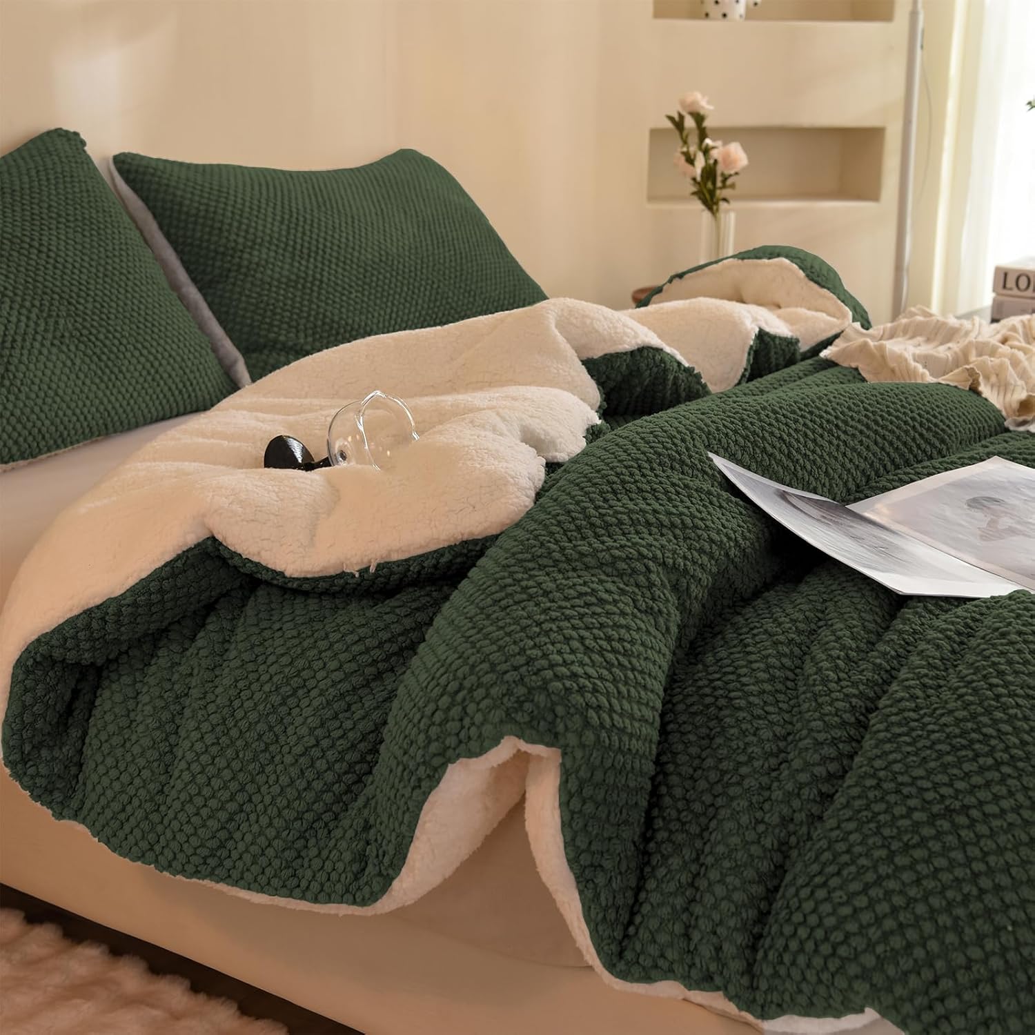 3D Jacquard Design Comforter Set for Cozy Queen Bedding