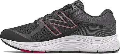 New Balance Men's 840 V5 Running Shoe for Comfort and Style