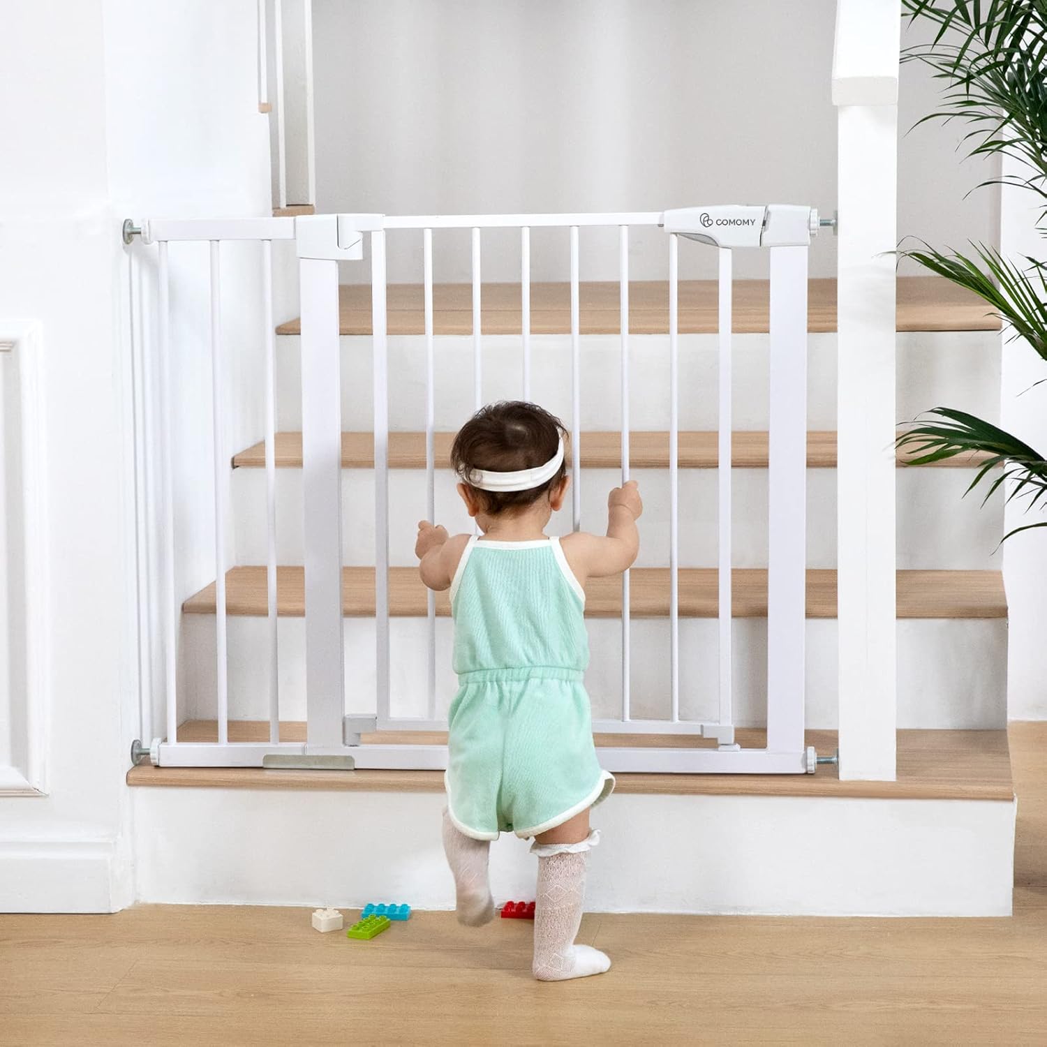 Extra Wide Auto Close Baby Gate for Safety