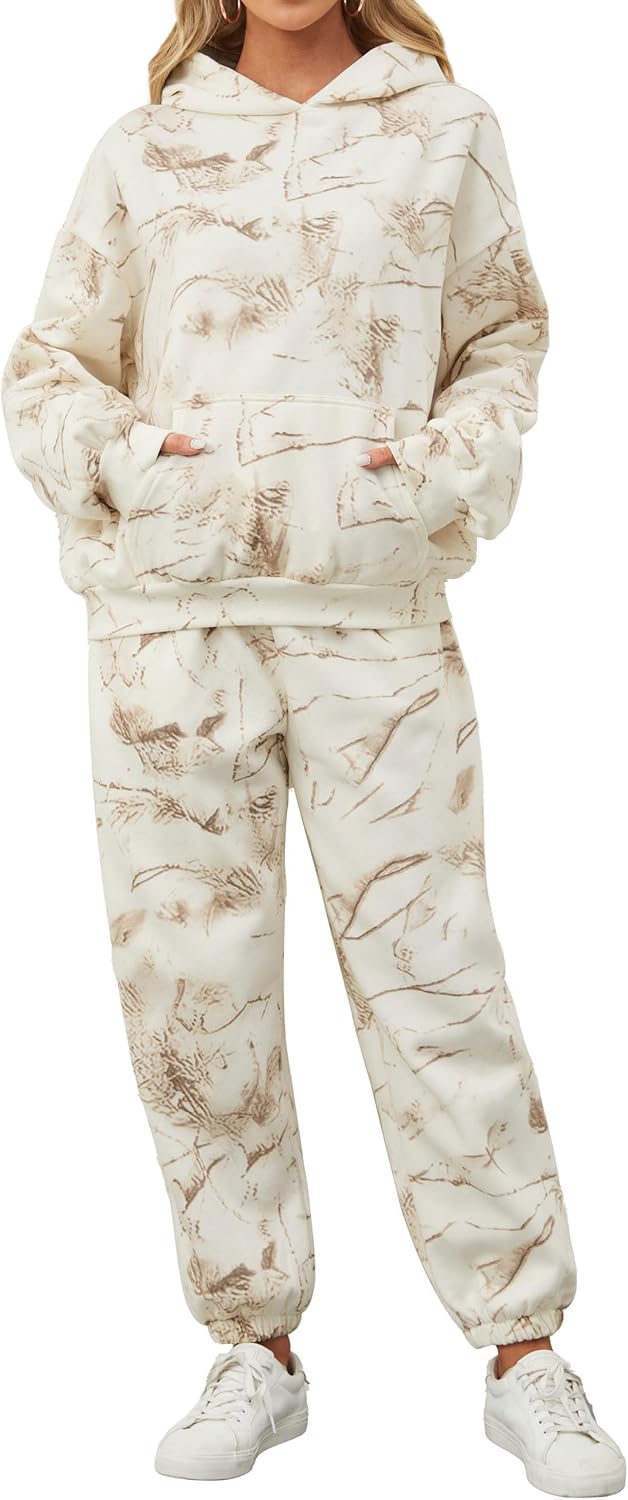Camo Sweatsuits for Women: Cozy 2 Piece Hoodie and Pants Set