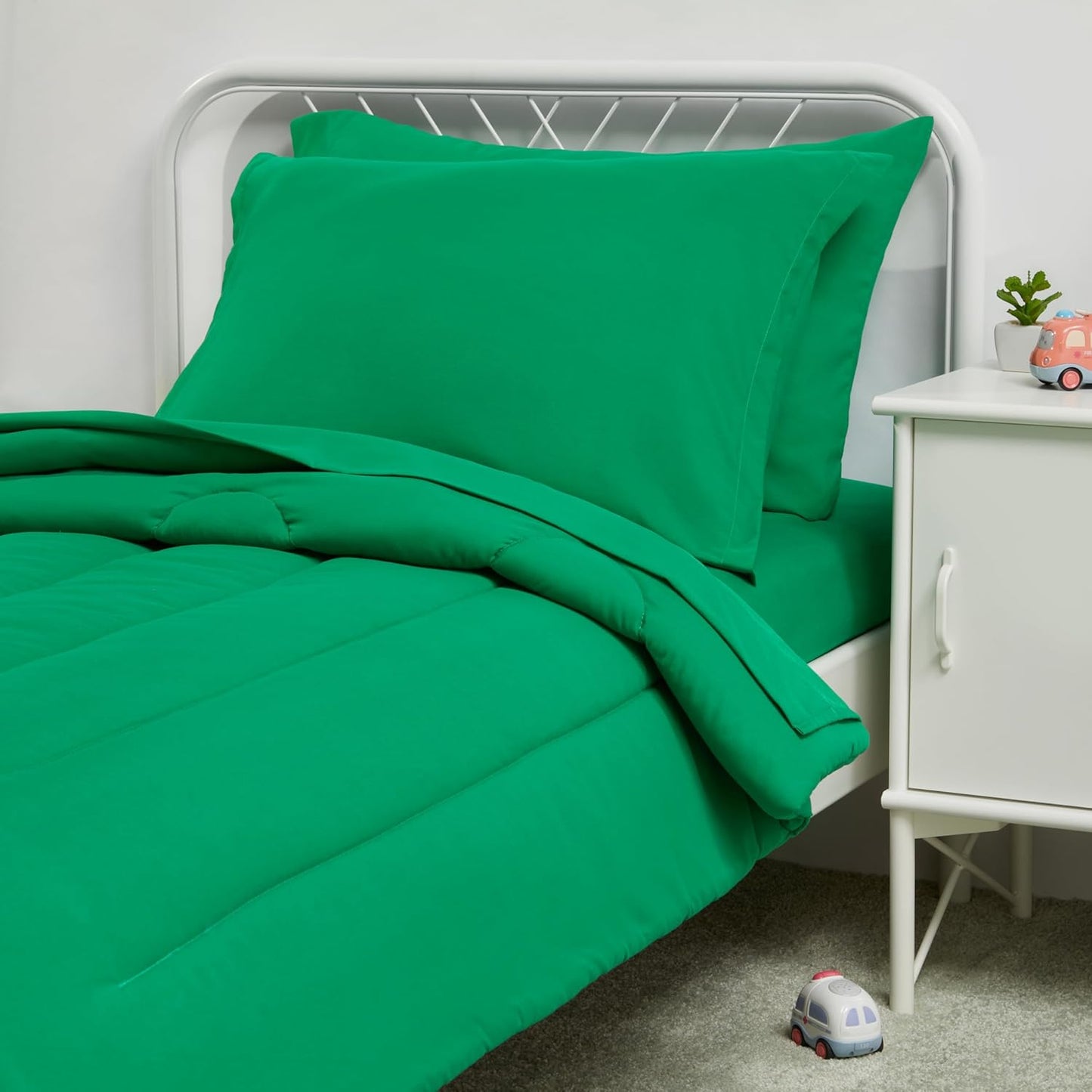 Microfiber Kid's Bed-in-a-Bag Bedding Set for Toddlers in Green