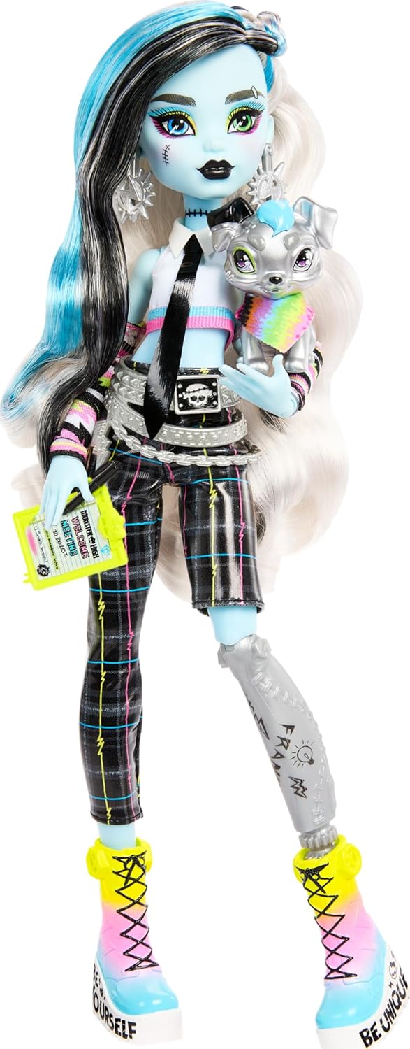 Monster High Frankie Stein Doll Welcome Committee Set with 15 Items